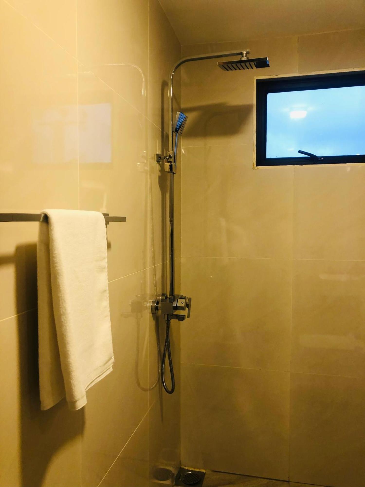 R21 Nuwara Eliya Hotel Luaran gambar