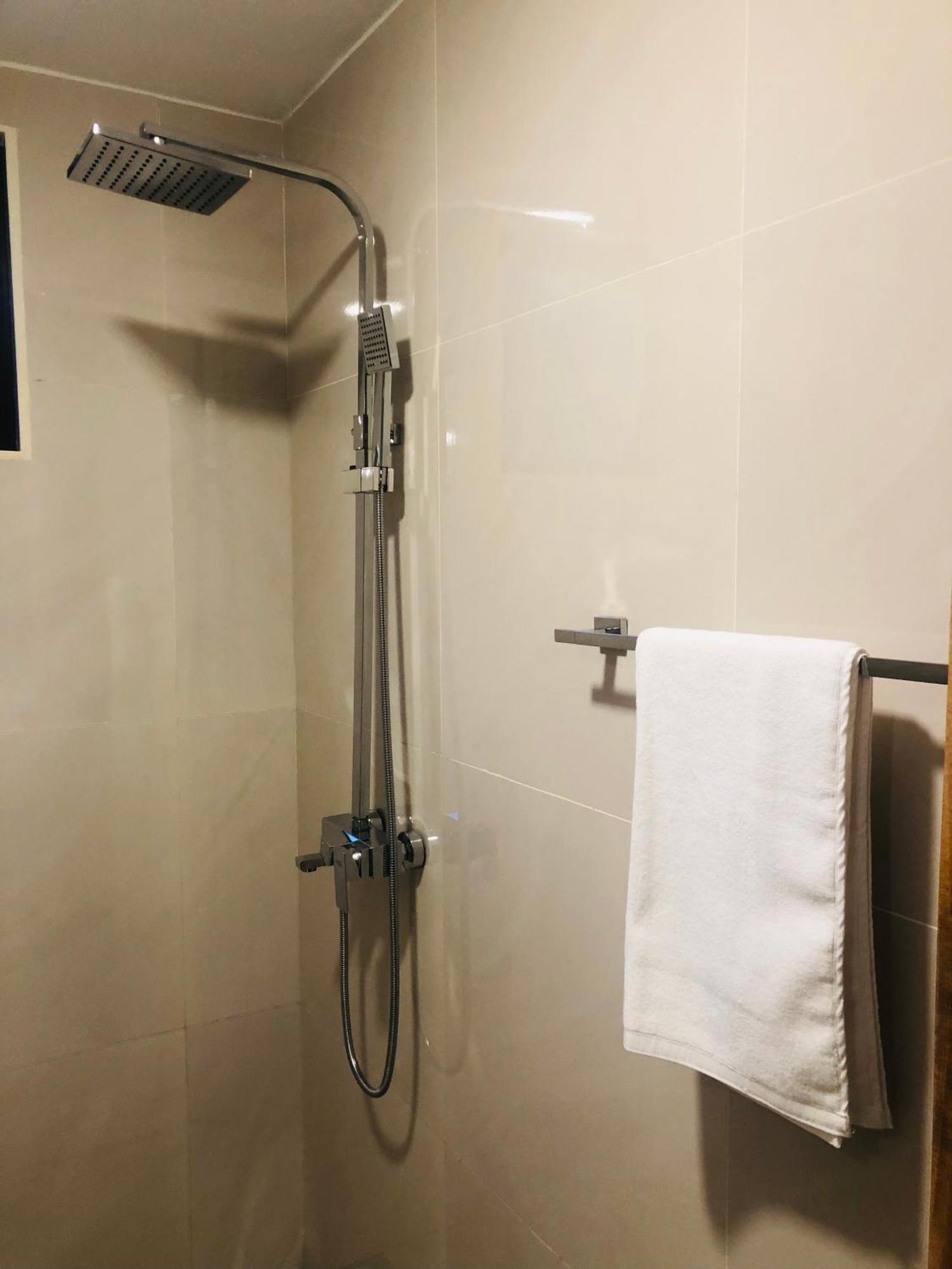 R21 Nuwara Eliya Hotel Luaran gambar