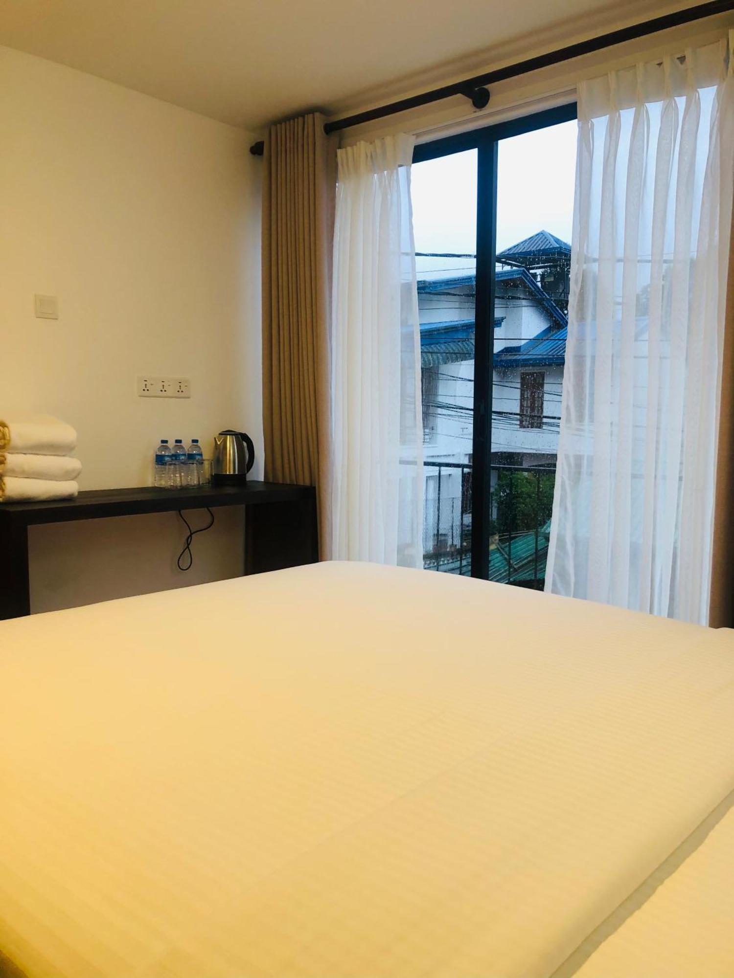 R21 Nuwara Eliya Hotel Luaran gambar
