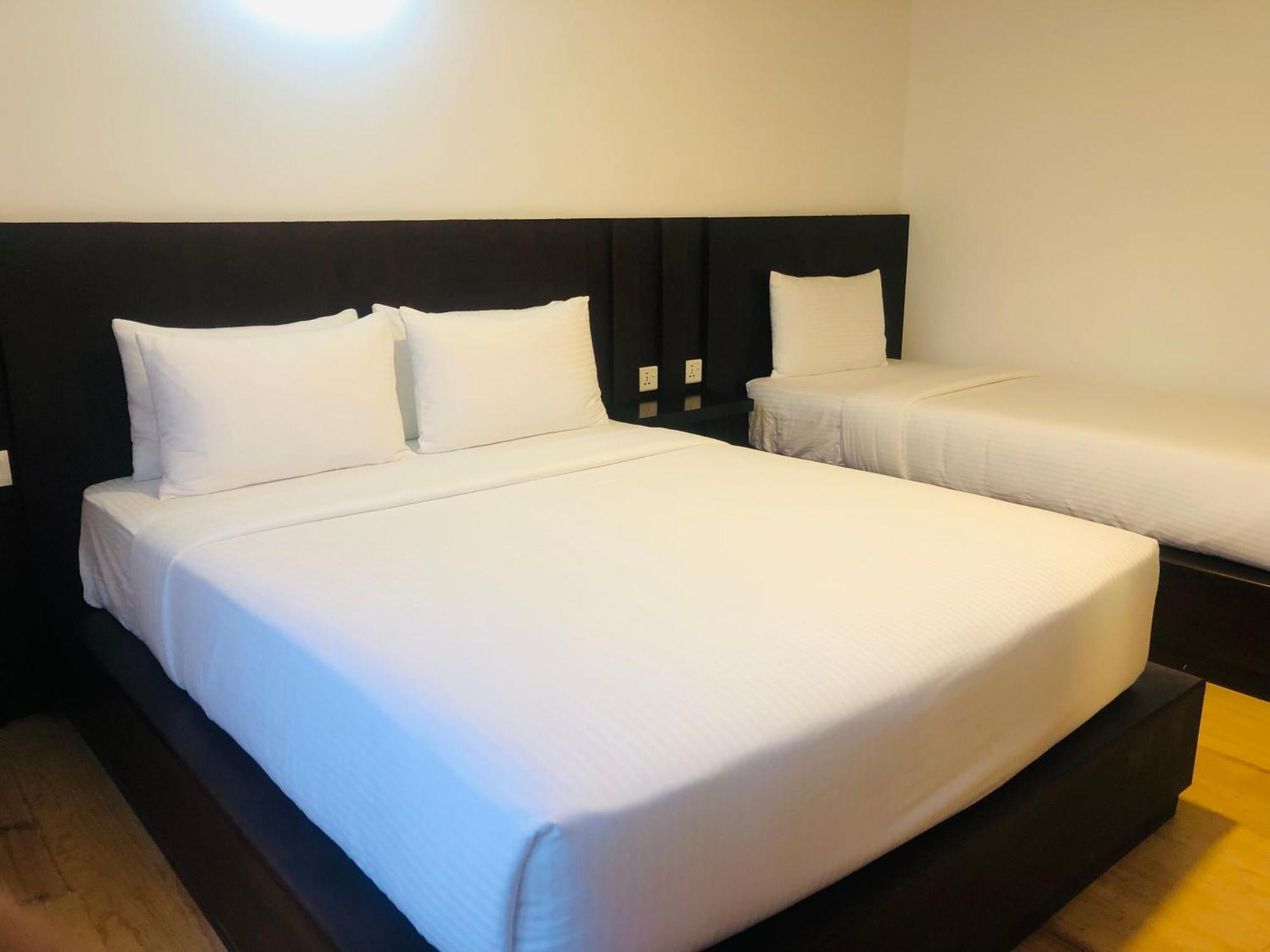R21 Nuwara Eliya Hotel Luaran gambar