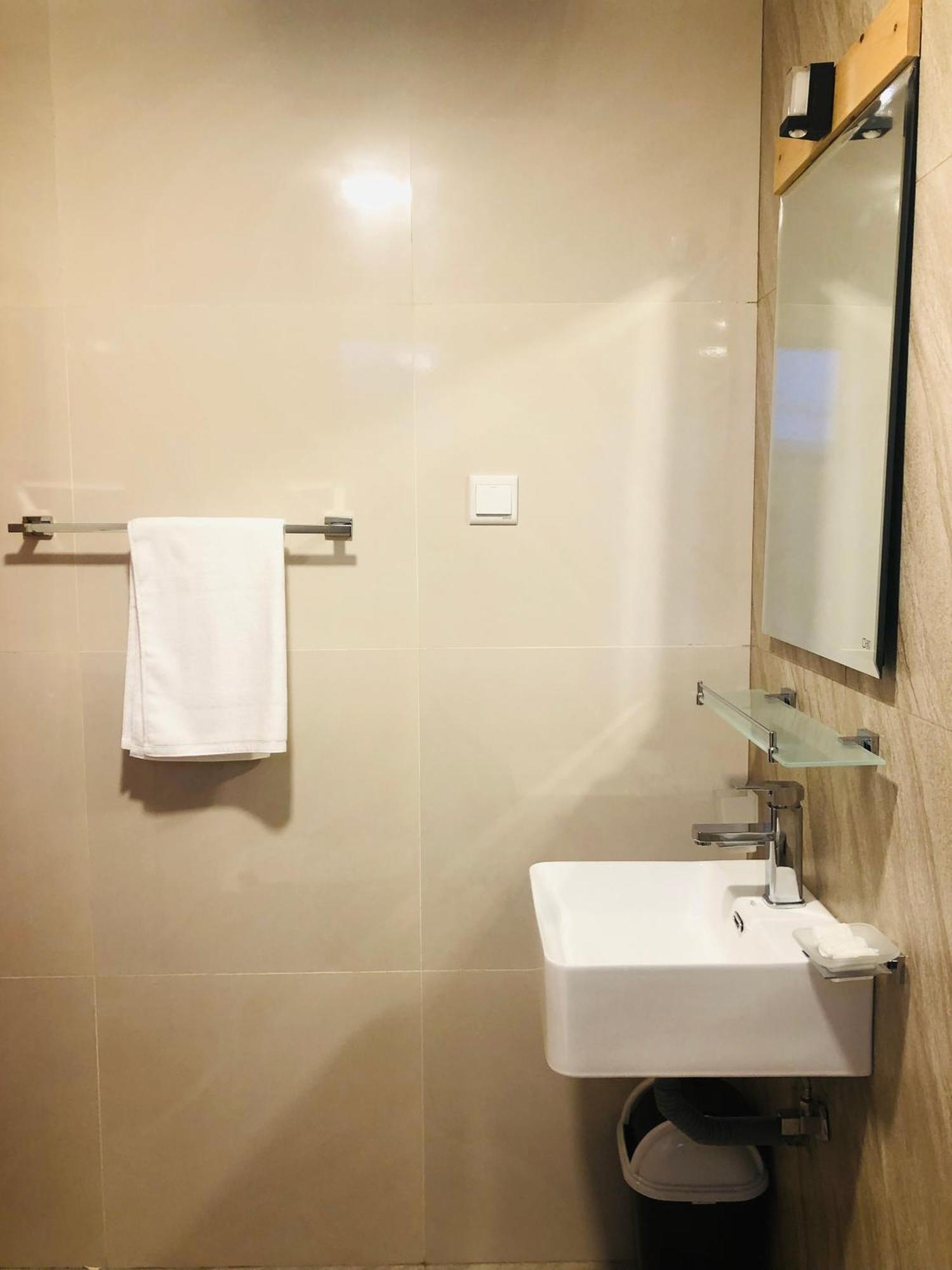 R21 Nuwara Eliya Hotel Luaran gambar